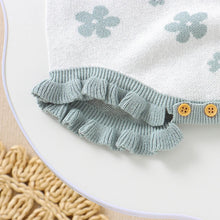 Carregar imagem no visualizador da galeria, Romper tricô flores