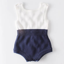 Carregar imagem no visualizador da galeria, Romper Eva detalhe em marinho