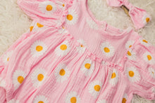 Carregar imagem no visualizador da galeria, Romper florzinha