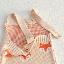 Carregar imagem no visualizador da galeria, Romper tricô raposinha