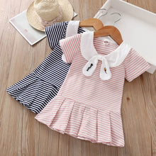 Carregar imagem no visualizador da galeria, Vestidinho Listrado com Gola Marujo ✨
