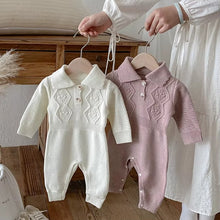 Carregar imagem no visualizador da galeria, Macacão Infantil tricô elegante
