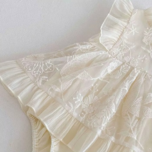 Carregar imagem no visualizador da galeria, Romper Vestido Amélia – Guipir com Babados