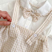 Carregar imagem no visualizador da galeria, Conjunto Camisa com Suspensório e Gravata Borboleta – Estilo Clássico Baby