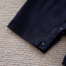 Carregar imagem no visualizador da galeria, Macaquinho astronauta