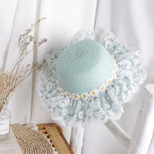 Carregar imagem no visualizador da galeria, Chapéu de palha rendado com margaridas