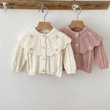Carregar imagem no visualizador da galeria, Cardigan Infantil Tricô com Gola Trabalhada