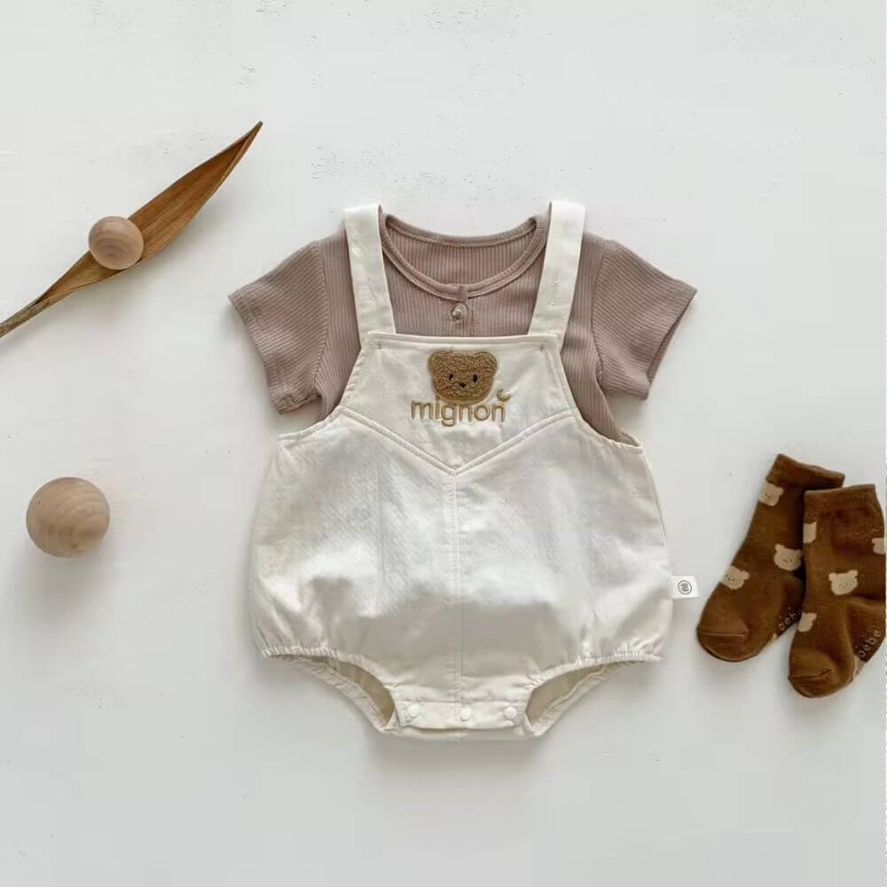 Conjunto Mignon Baby – Camiseta e Jardineira com Ursinho Bordado
