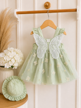 Carregar imagem no visualizador da galeria, Vestido Bebê Verde com Laço e Tule Bordado com chapéu
