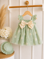 Vestido Bebê Verde com Laço e Tule Bordado com chapéu