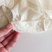 Carregar imagem no visualizador da galeria, Romper Bella
