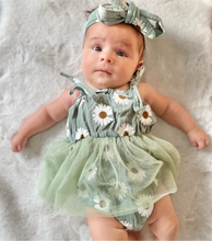 Carregar imagem no visualizador da galeria, Romper Carolina verde
