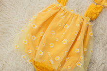 Carregar imagem no visualizador da galeria, Romper flores com touca
