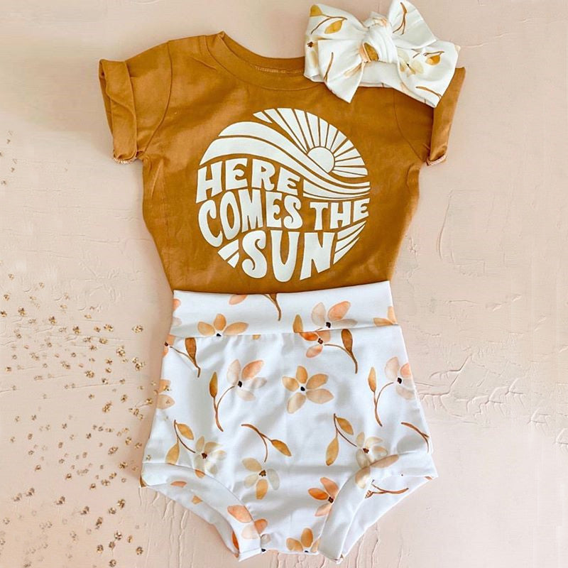 Conjunto feminino Here Comes the Sun