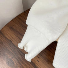 Carregar imagem no visualizador da galeria, Blusa Puff Manga com Florzinhas
