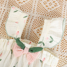 Carregar imagem no visualizador da galeria, Romper Miriam com touca
