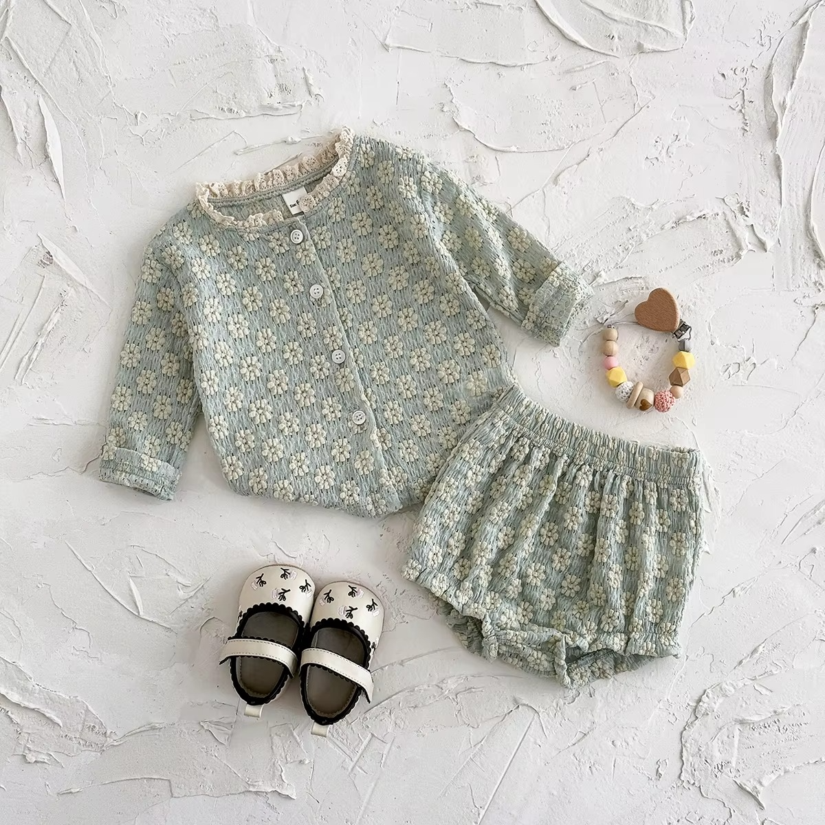 Conjunto Infantil Floral Vintage