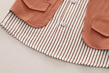 Carregar imagem no visualizador da galeria, Conjuntinho Social Camisa Listrada com Colete e Shorts Bege
