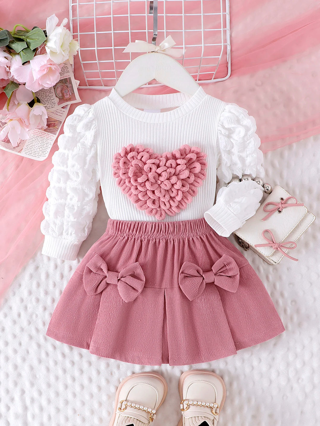 Conjunto “Top de Amor” – Saia com Blusinha de Coração