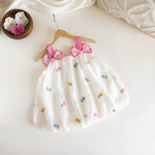 Carregar imagem no visualizador da galeria, Vestido Infantil com Laços
