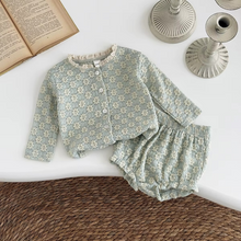 Carregar imagem no visualizador da galeria, Conjunto Infantil Floral Vintage
