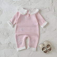 Carregar imagem no visualizador da galeria, Macacão Rosa Bordado com Cerejinhas 🍒 – Gola Peter Pan
