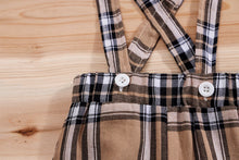 Carregar imagem no visualizador da galeria, Conjunto Body Polo com Ursinho e Jardineira Xadrez
