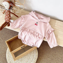 Carregar imagem no visualizador da galeria, Romper manga longa cereja com capuz
