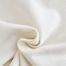 Carregar imagem no visualizador da galeria, Romper manga longa cereja com capuz
