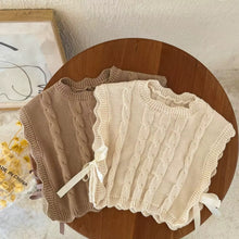 Carregar imagem no visualizador da galeria, Colete Infantil Tricot Delicado

