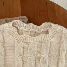 Carregar imagem no visualizador da galeria, Colete Infantil Tricot Delicado
