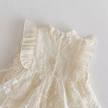 Carregar imagem no visualizador da galeria, Romper Vestido Amélia – Guipir com Babados
