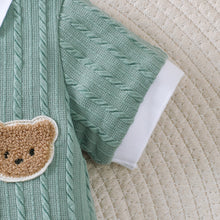 Carregar imagem no visualizador da galeria, Macacão Polo Ursinho Verde 🐻💚
