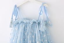 Carregar imagem no visualizador da galeria, Vestido Estrelinhas de Tule Azul-Céu
