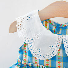 Carregar imagem no visualizador da galeria, Vestido Infantil Azul Xadrez com Gola Bordada
