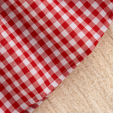 Carregar imagem no visualizador da galeria, Vestido Xadrez Vermelho com Gola Crochê de Moranguinhos 🍓✨
