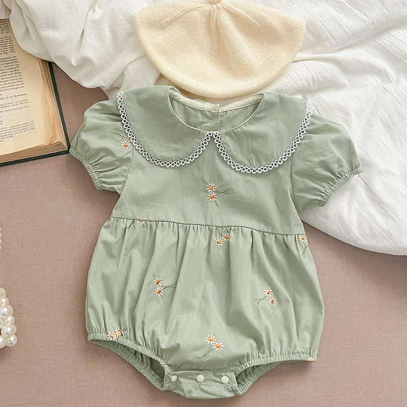 Romper baby Verde com Bordado de Margaridinhas