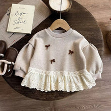 Carregar imagem no visualizador da galeria, Blusa Infantil Babado Delicado
