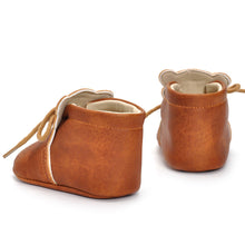 Carregar imagem no visualizador da galeria, Botinha Baby Urso
